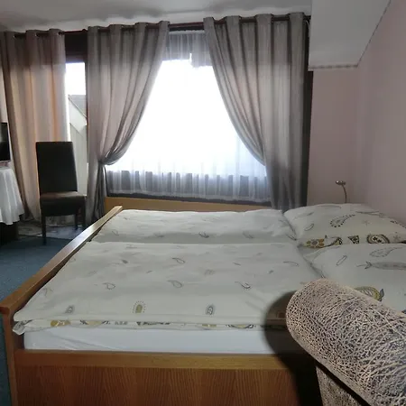 Garni Julia 3*