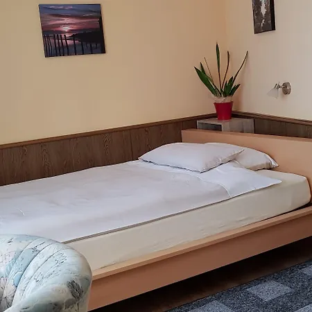 Hotel Garni Julia Linnich