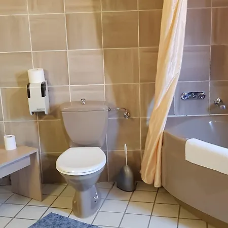 Garni Julia Hotel 3*