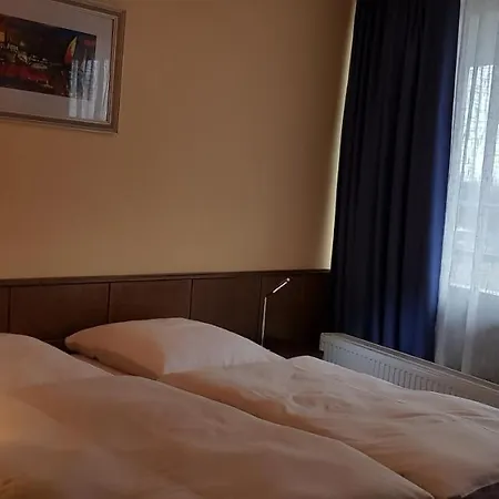 Hotel Garni Julia 3*