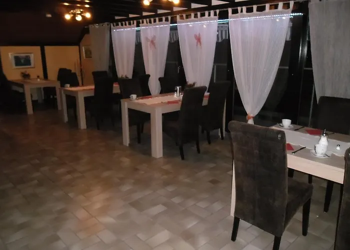 Garni Julia Otel 3*