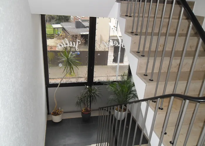 Garni Julia Hotel 3*