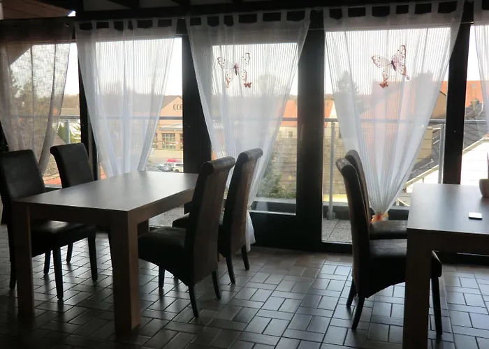 Garni Julia 3* Linnich